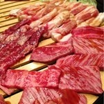 濱田屋 焼肉 ホルモン 五代目 市郎右衛門 - こと盛りです。