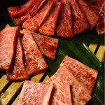 濱田屋 焼肉 ホルモン 五代目 市郎右衛門 - 盛りです。