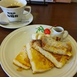 喫茶店 友路有 - フレンチトースト & ホットコーヒー