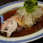 小菜一碟 - 〈事前予約〉 ・甘鯛の姿蒸しイーデェ特製醤