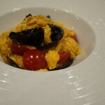 小菜一碟 - 〈レギュラーメニュー〉  ・トマトと玉子と木耳の家庭炒め