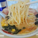 ラーメンショップ壱星 - 麺上げ