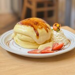 ホイホイ - 紅あずまのブリュレパンケーキ