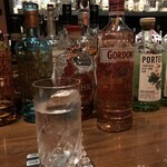 バー ジェントリー - イチゴを漬け込んだゴードン