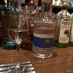 バー ジェントリー - チャールズ国王の戴冠でも出た正統なジン