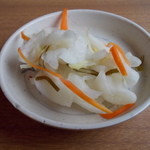 中華そば ひらこ屋 - ひらこ屋　サービスのお漬物