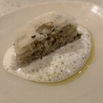 NALA - 前菜①渡り蟹と梨のサラダ仕立て