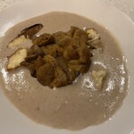 NALA - 前菜②豊後水道の赤雲丹と和栗、落花生のフラン