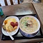 食堂ひまわり - オムライス、ラーメン