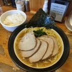 百麺 - 太麺￥780+チャーシュー￥300+ライス￥150