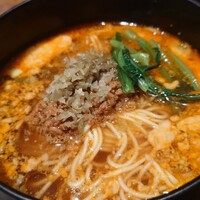 四川料理 龍の子 - 