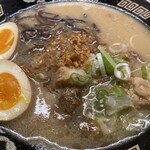 鹿児島ラーメン 豚とろ 鹿児島中央駅前店 - 