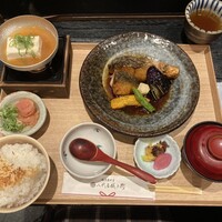 銀座米料亭 八代目儀兵衛 - 