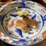 うなぎと炭焼 久松 - 一口白焼き、山葵醬油か粗塩で