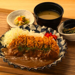 ★Low temperature aged pork cutlet curry