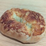 内橋 BREAD SHOP STUDIO - フロマージュまみれ