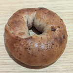 内橋 BREAD SHOP STUDIO - マロン・ホワイトショコラwithバターウォールナッツ