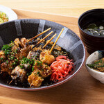 ★Charcoal Yakitori (grilled chicken skewers) bowl