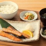 ★Grilled silver salmon Harasu set meal