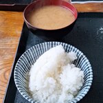 Yamamoto Tei - ご飯とお味噌汁は自分で盛る