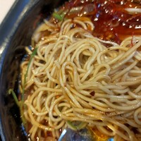 中国料理verite - 四川坦々麺  麺アップ