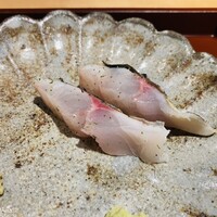 馳走 啐啄一十  - 【写真⑮】炭火炙り真鯵(山口県岩国市)