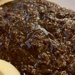 ロージナ茶房 - 牛肉が溶け込んだカレー
