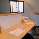 麺屋 優光 - 2階カウンター席