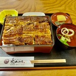 炭火焼うなぎ 東山物産 - 
