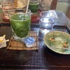 春日荷茶屋