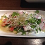 アジクラズ ダイニング - アップの前菜、これだけどもいい感じ