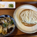 手打ちうどん さかもと - きのこつけ汁