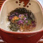 割烹 市川 - お付きだし①　もずくの酢の物