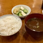 ぽん多本家 - ご飯・赤だし・おしんこ