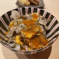 はらまさ - トリュフ炊き込み卵かけご飯