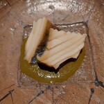 くろ﨑 - 蒸し鮑　肝ソースで