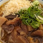 なか卯 - 和風ぼっかけカレーうどん、アップ