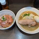 ヌードル＆スパイスカレー 今日の1番 - 