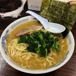 龍家 - ラーメン ¥600 ＋ 大盛 ¥200