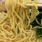 龍家 - 麺はこんな感じです。