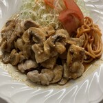 ハンバーグ＆洋食 ベア - チキンソテーガーリックソース1150円