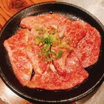 七輪炭火焼肉 遊輪  - 和牛切り落とし