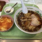 Toukaen - 本日のランチ ミニエビ玉チリソース丼+ラーメン