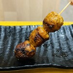 焼き鳥と鶏料理 さびと - つくね