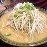 あじわい食堂 - あじわいラーメン　880円