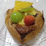 Bakery YAKUWA - フルーツクロワッサン
