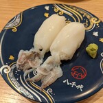 陸奥の國 廻鮮寿司 八千代 - ヤリイカ姿握り