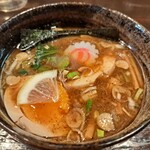 麺座 でん - 少し油多め