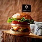 淡路島バーガー - 2種のチーズバーガー
