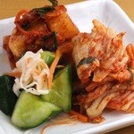 牛酔 - 自家製キムチ